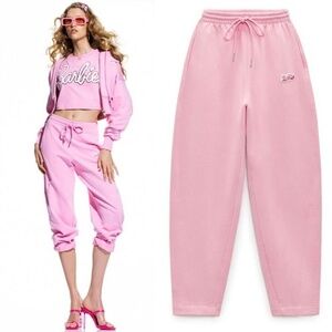 Barbie NWTBarbie Zara pink woman’s sweatpants Sz Medium